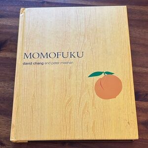 Momofuku Cookbook by David Chang